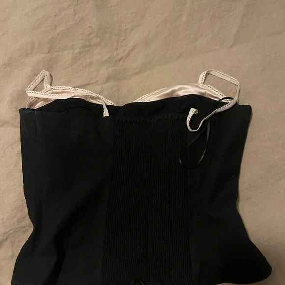 Reformation Black Camisole Top - Picture 3 of 4